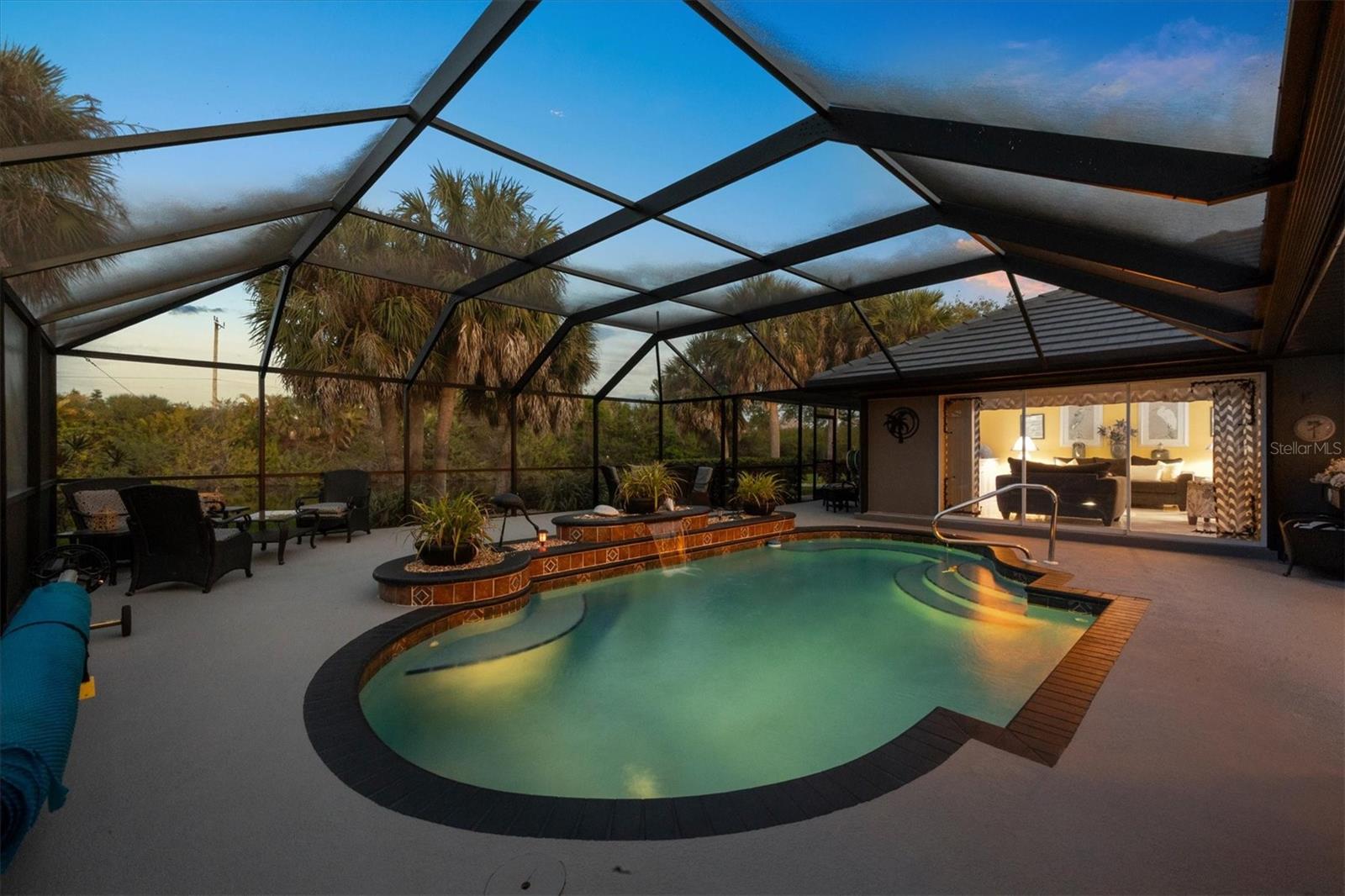 THE LAKES OF JACARANDA - Residential