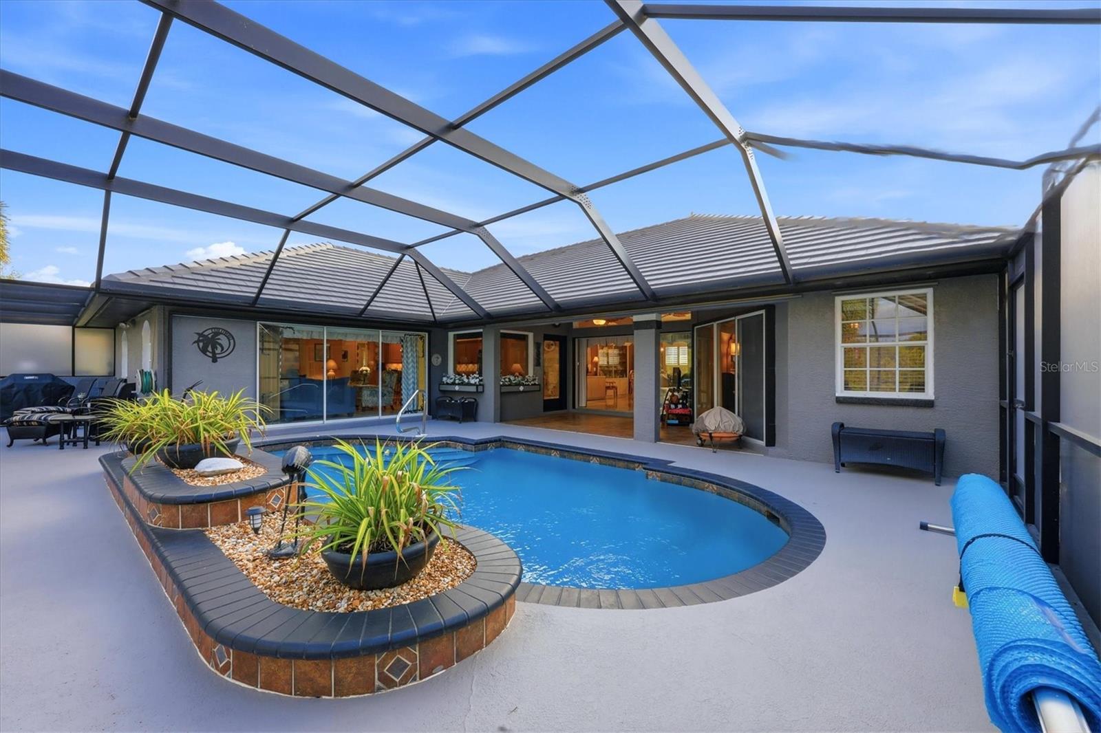 THE LAKES OF JACARANDA - Residential