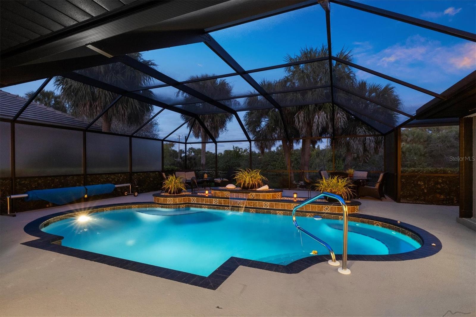 THE LAKES OF JACARANDA - Residential