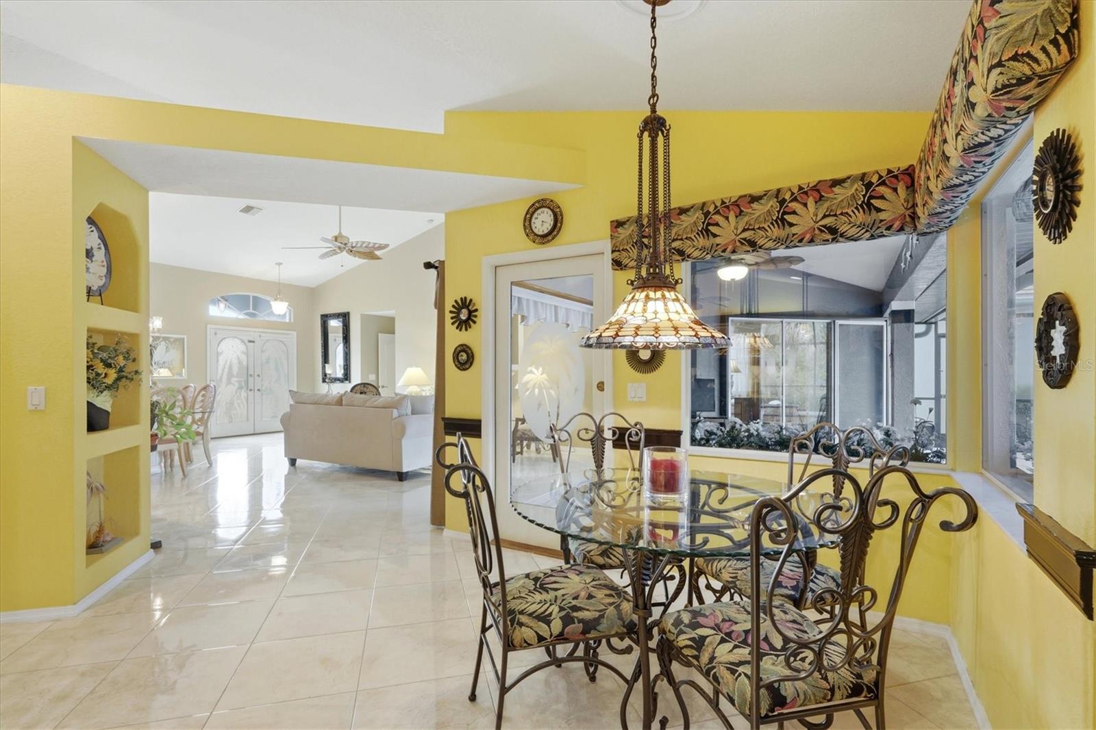 THE LAKES OF JACARANDA - Residential