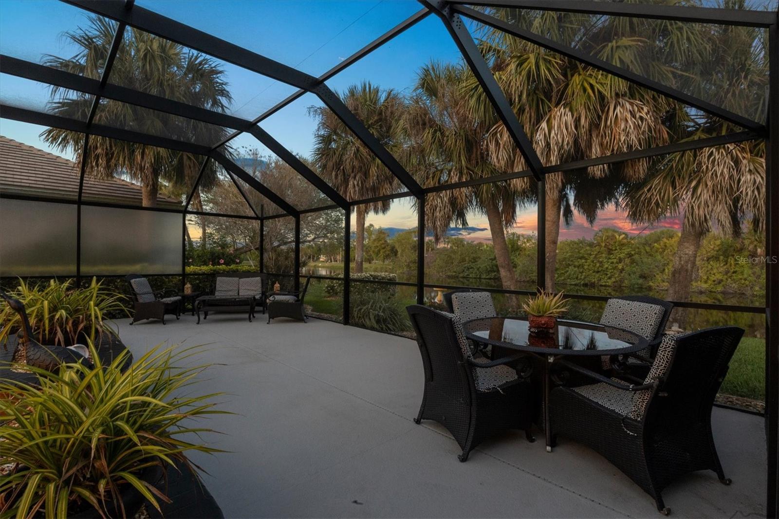 THE LAKES OF JACARANDA - Residential