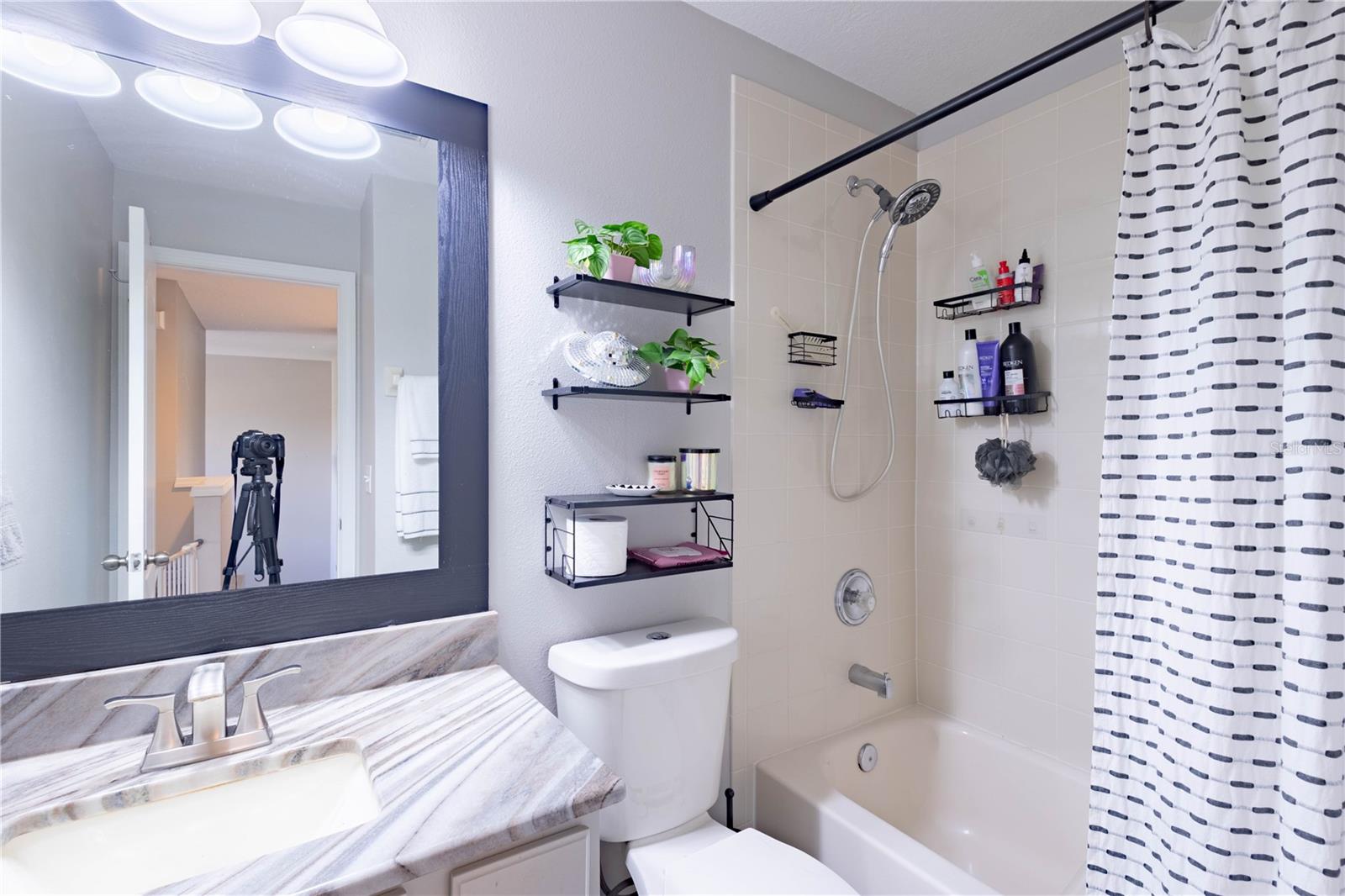 VALHALLA PH 3-4 - Residential Lease