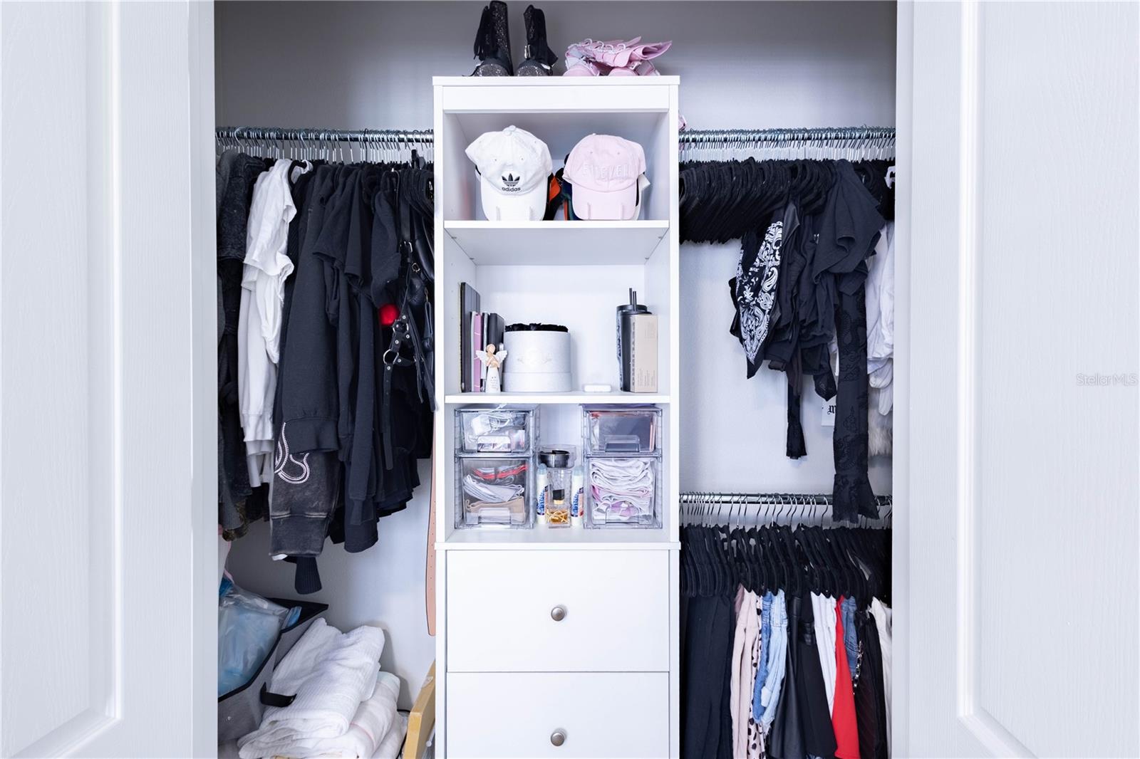 VALHALLA PH 3-4 - Residential Lease