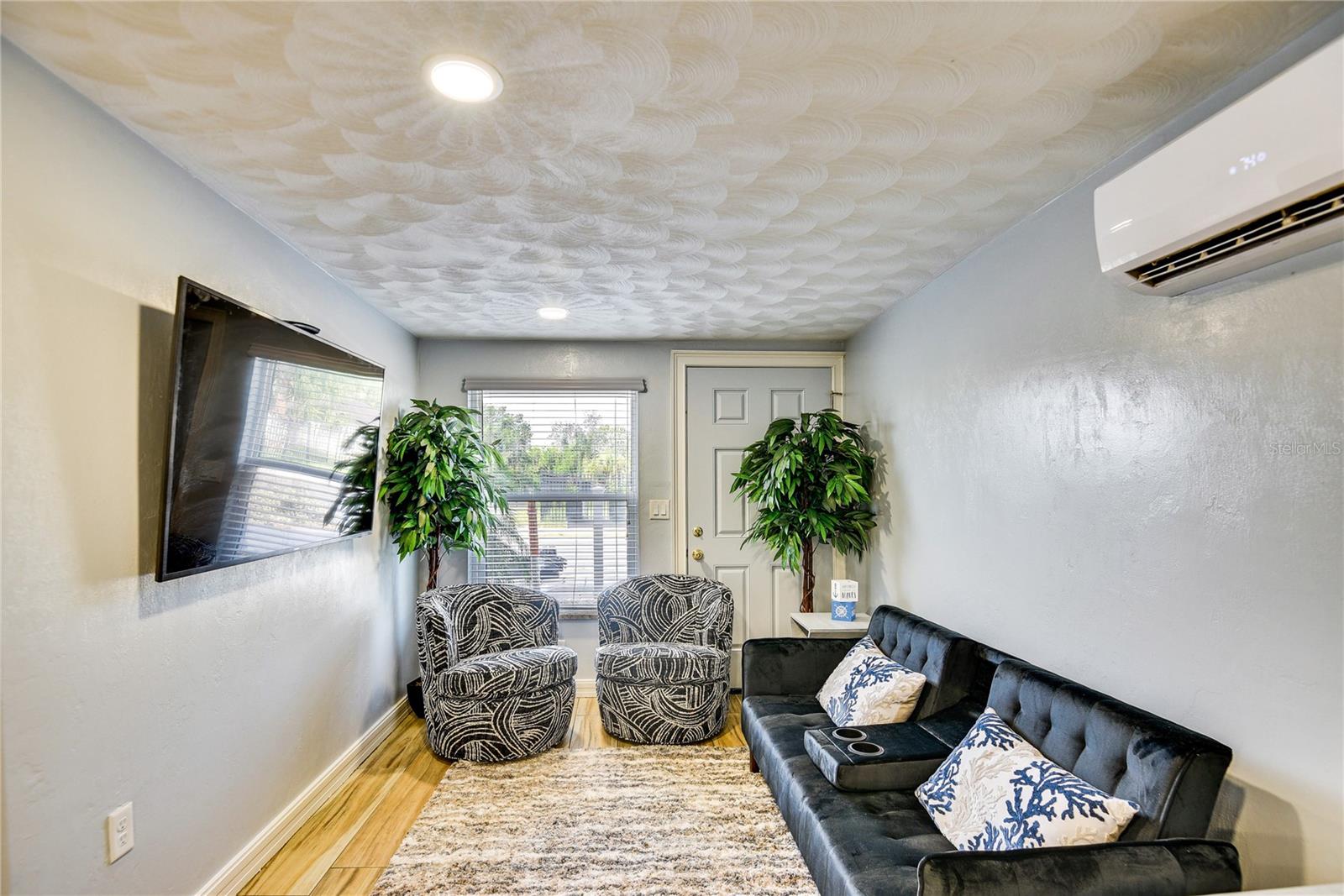 DESPLAND BLK 23 UNREC 162 - Residential Income