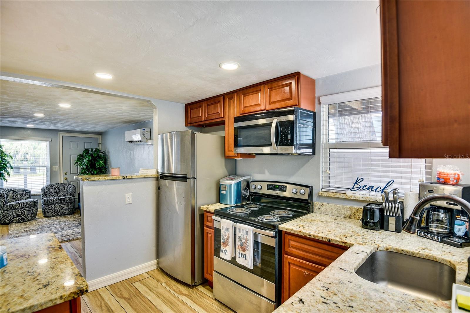 DESPLAND BLK 23 UNREC 162 - Residential Income