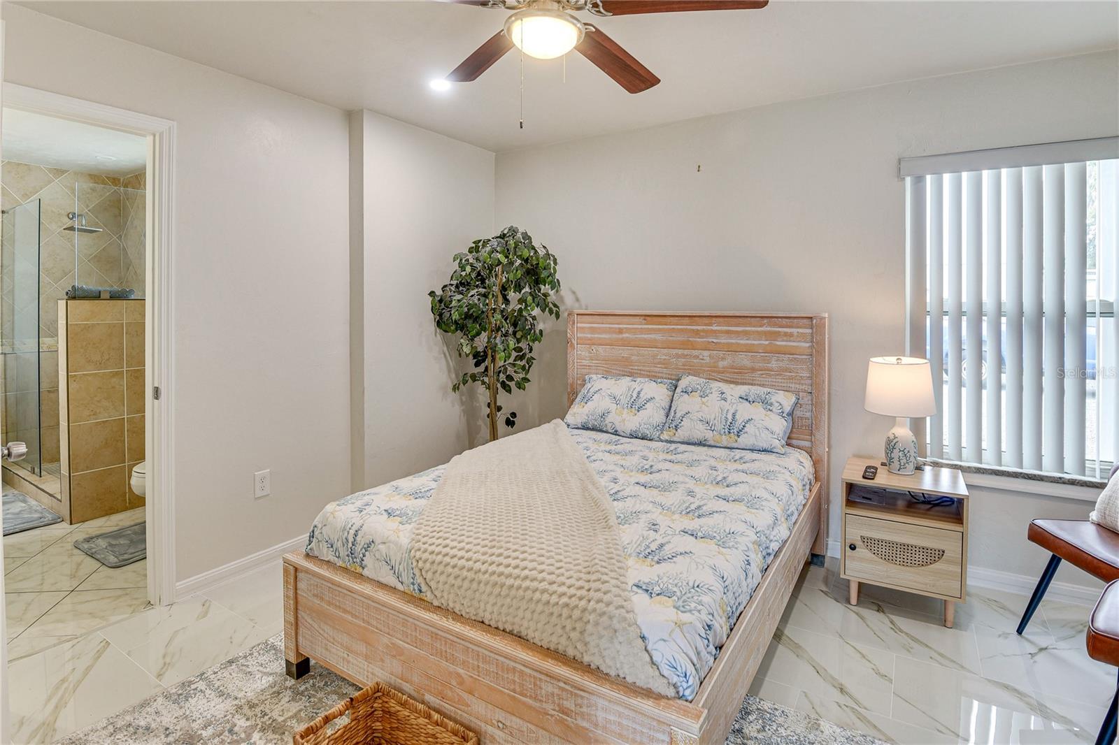 DESPLAND BLK 23 UNREC 162 - Residential Income