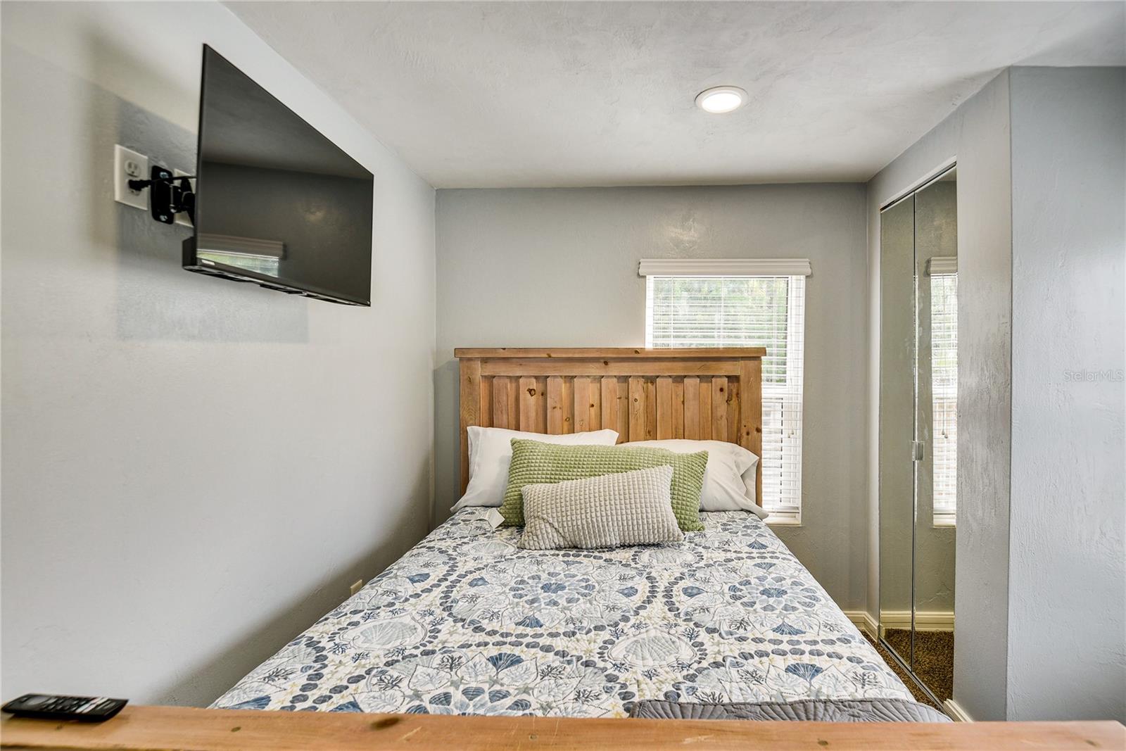 DESPLAND BLK 23 UNREC 162 - Residential Income