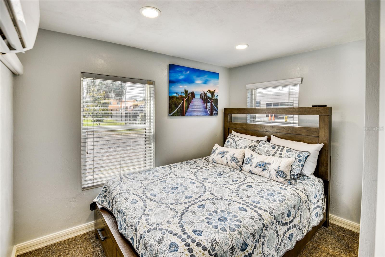 DESPLAND BLK 23 UNREC 162 - Residential Income