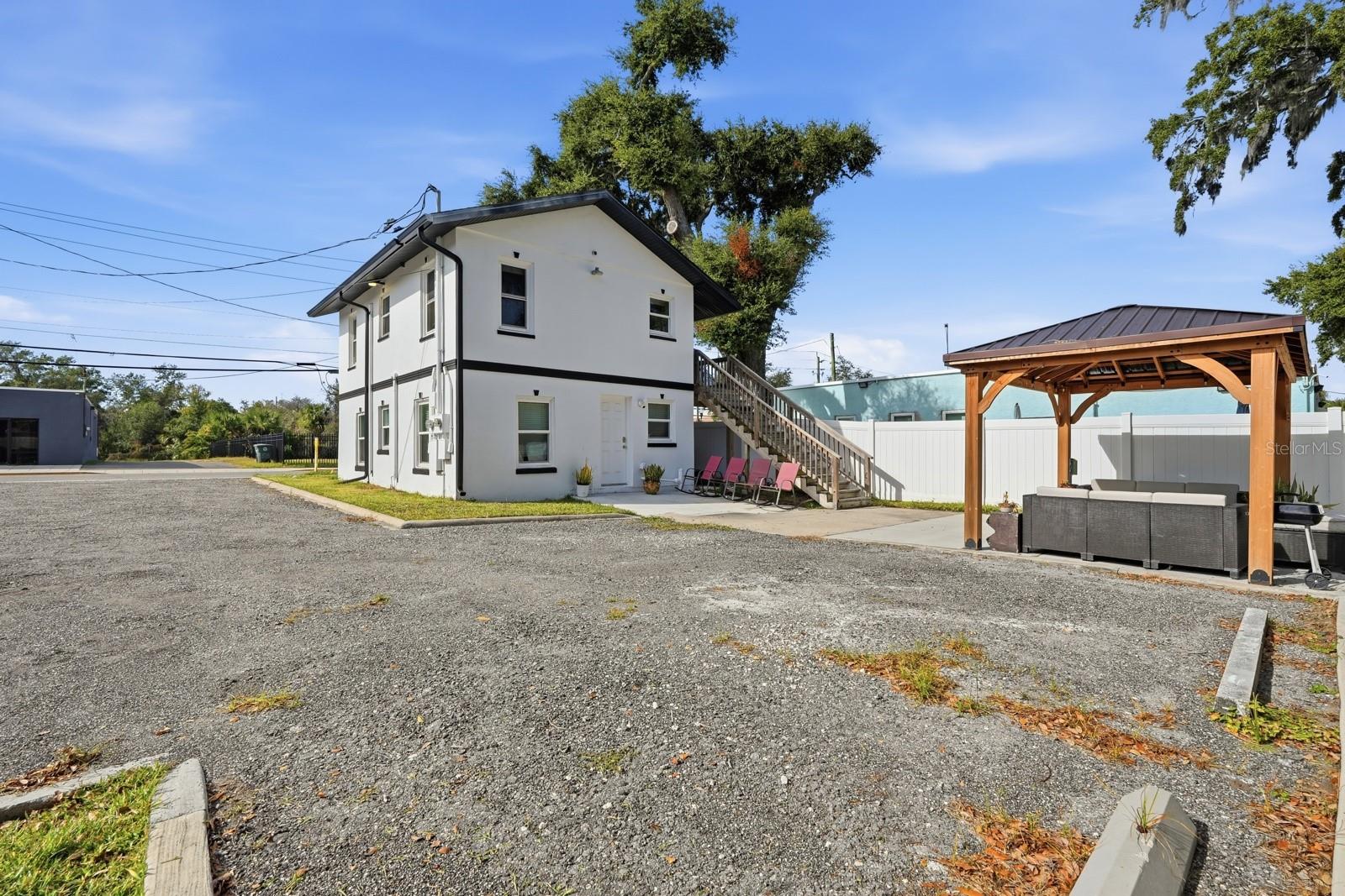 DESPLAND BLK 23 UNREC 162 - Residential Income