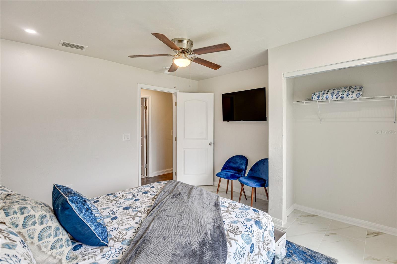 DESPLAND BLK 23 UNREC 162 - Residential Income