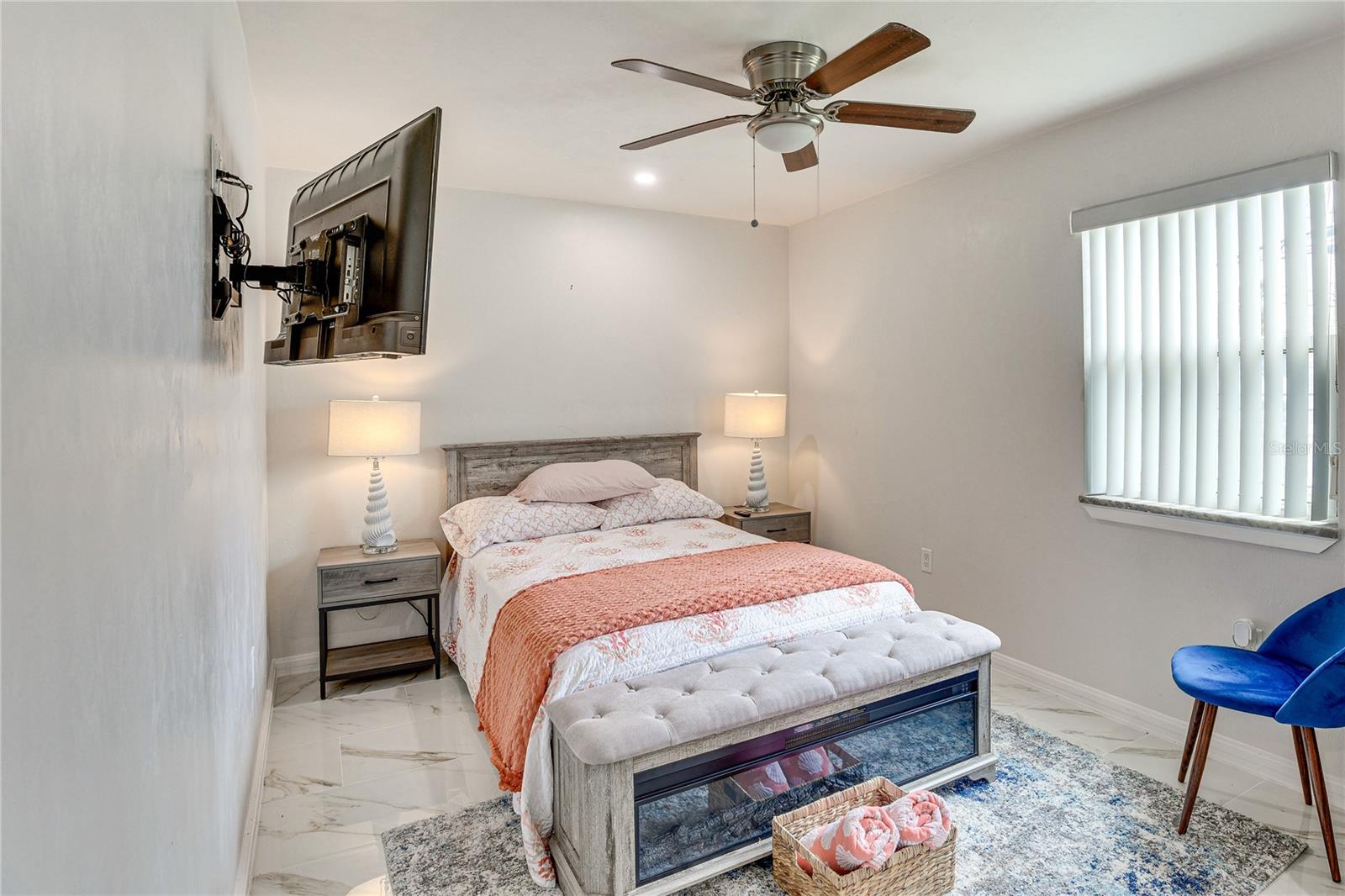 DESPLAND BLK 23 UNREC 162 - Residential Income