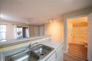 BELMONT/PK CENTRAL CONDO - Residential