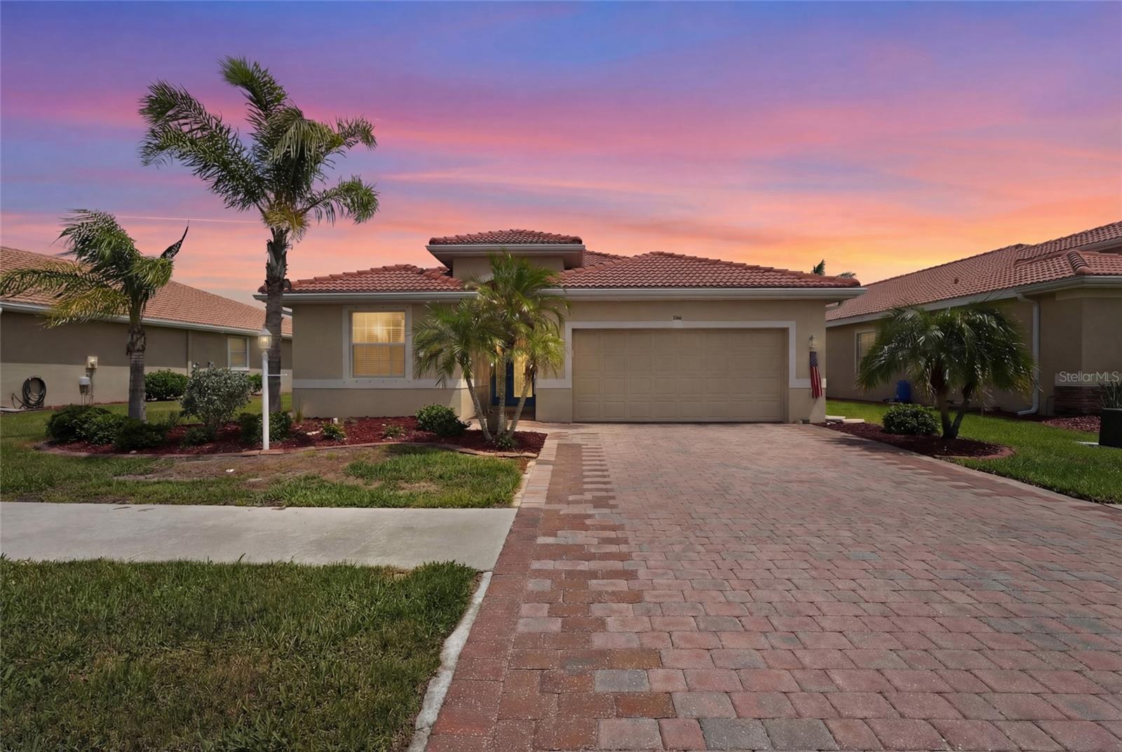 TALON BAY - Residential
