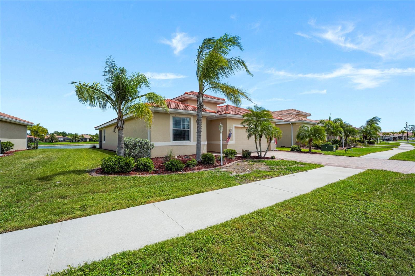 TALON BAY - Residential