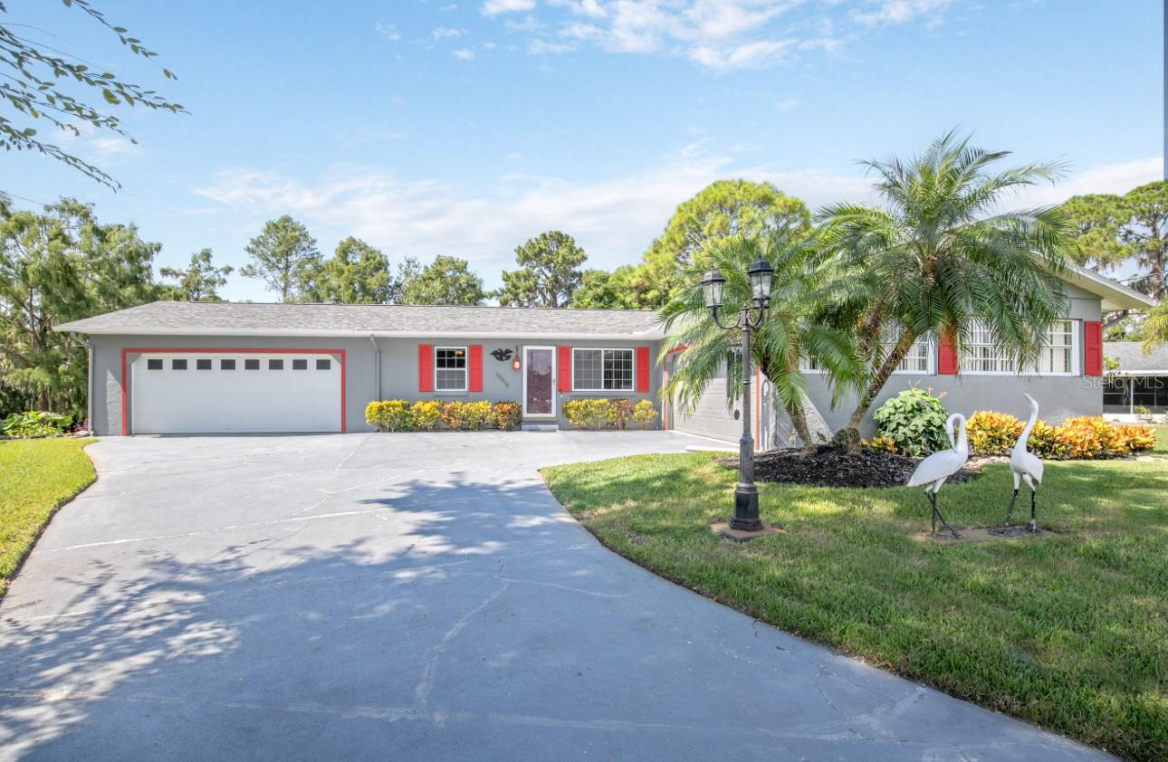 2/2 Home with boat house on the chain of lakes. Wide mouth canal just a short distance to Lake Eustis. Large Party Dock to relax and watch the Sunset. Bring your boat and fishing poles and settle in this quaint home on the water. Roof replaced in 2020. Indoor Laundry, office and a large enclosed Florida room under air. This home Has a 3 Car garage the, current owner has one of the bays set up as a workshop.
No HOA , Amazing Sunsets and great Location !!!!