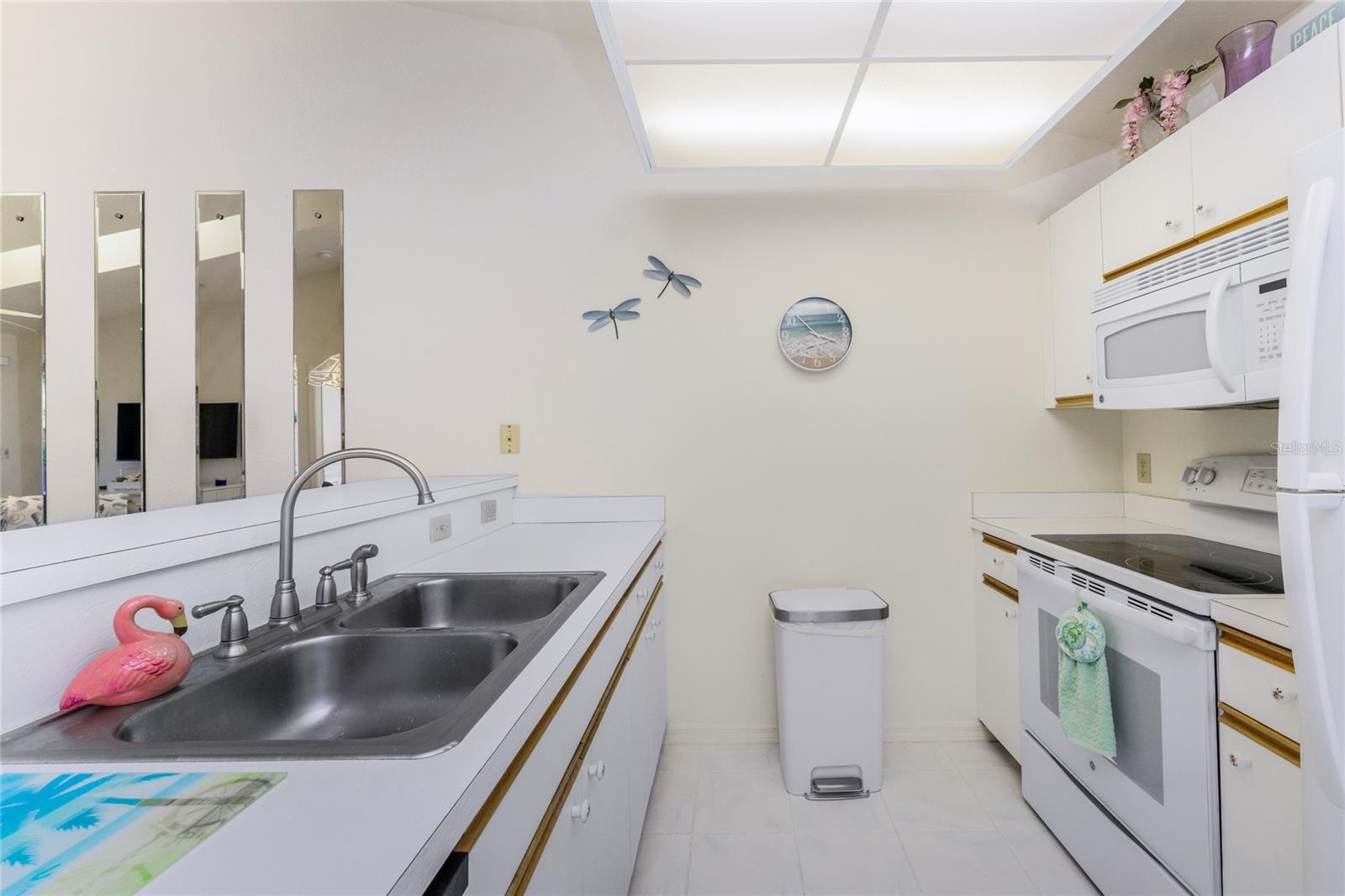 GOLDEN TEE PH 02 - Residential