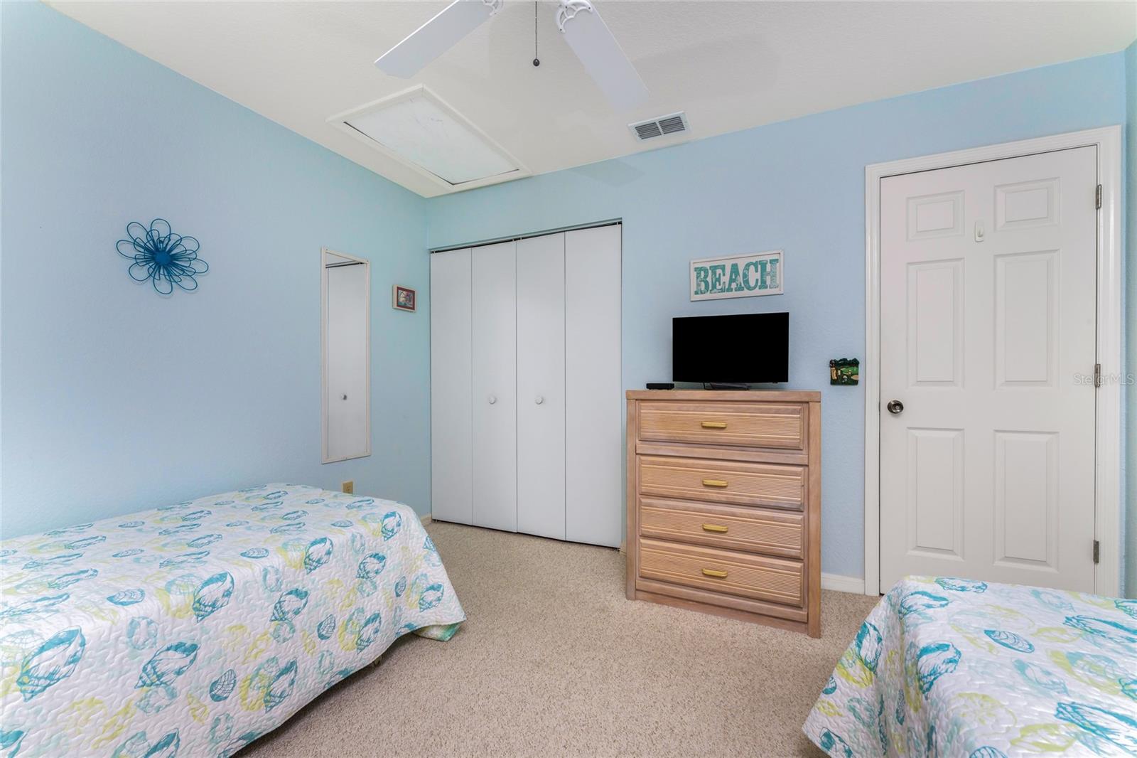 GOLDEN TEE PH 02 - Residential