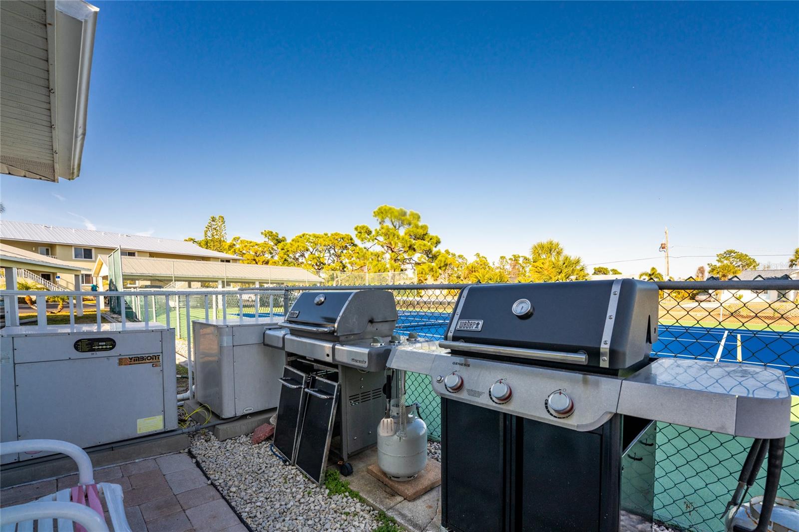 GOLDEN TEE PH 02 - Residential