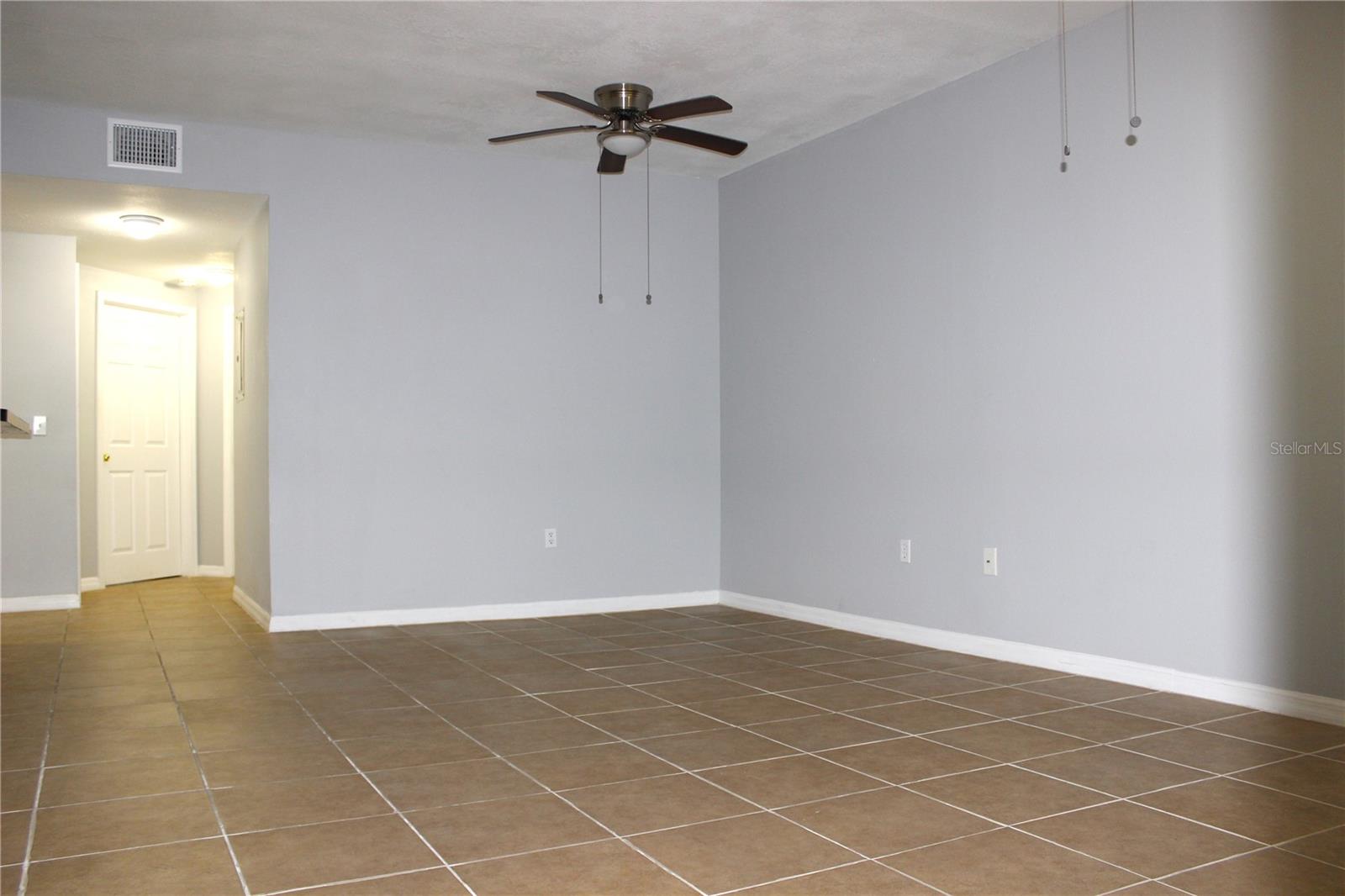 VILLAGES OF BLOOMINGDALE CONDO - Residential