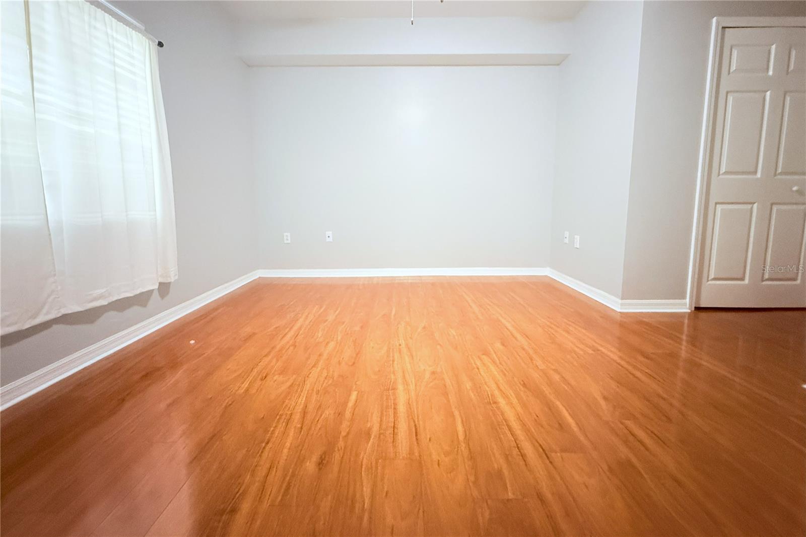 VILLAGES OF BLOOMINGDALE CONDO - Residential