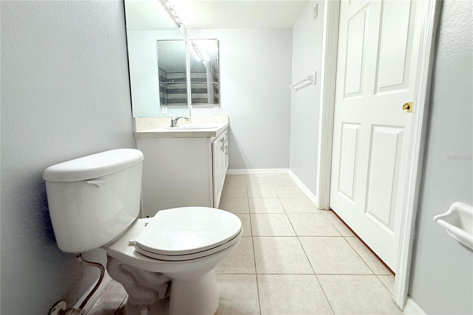 VILLAGES OF BLOOMINGDALE CONDO - Residential
