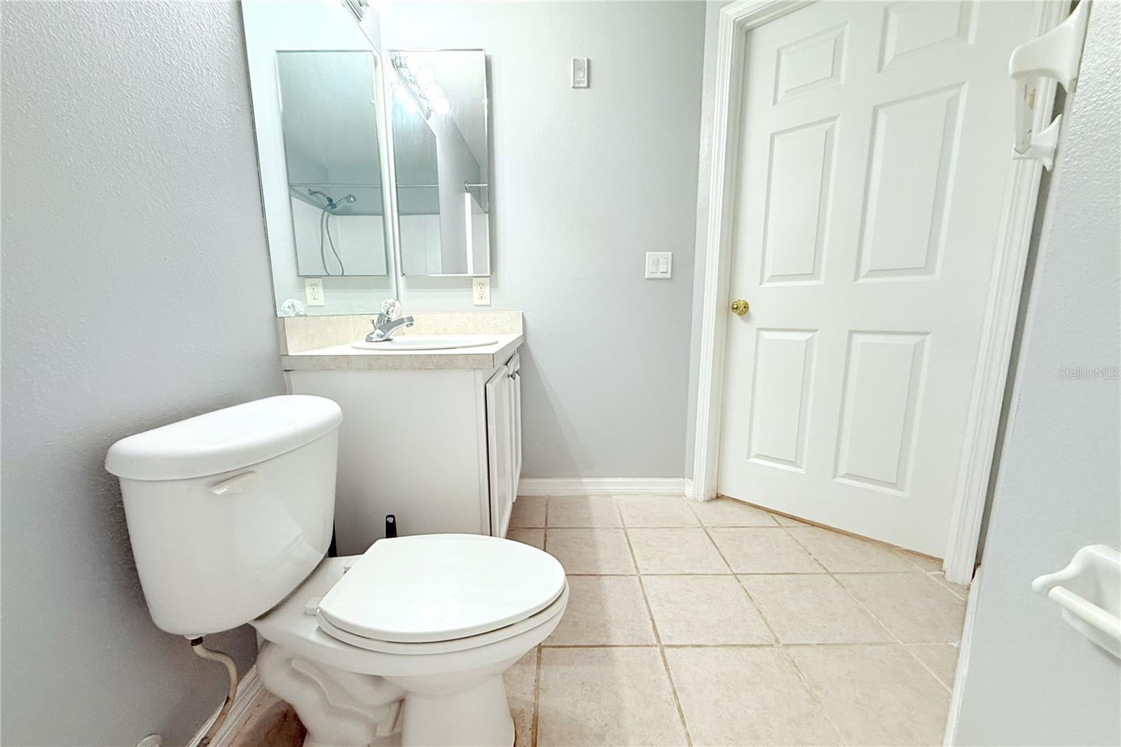 VILLAGES OF BLOOMINGDALE CONDO - Residential