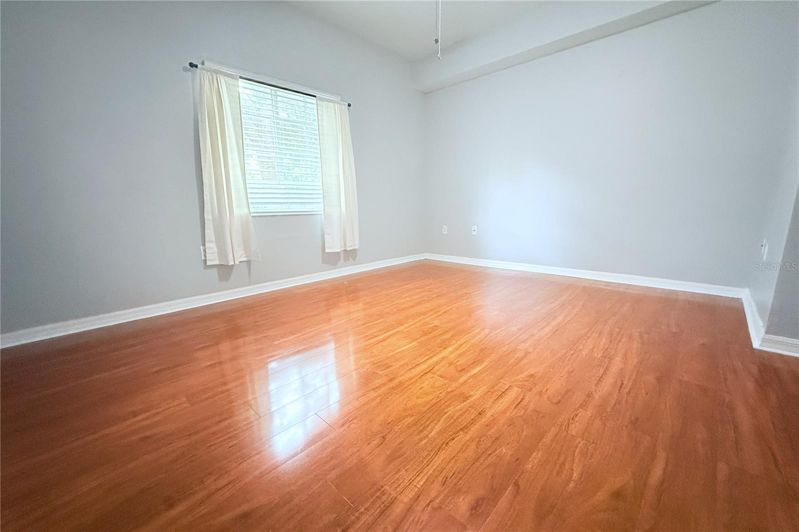 VILLAGES OF BLOOMINGDALE CONDO - Residential