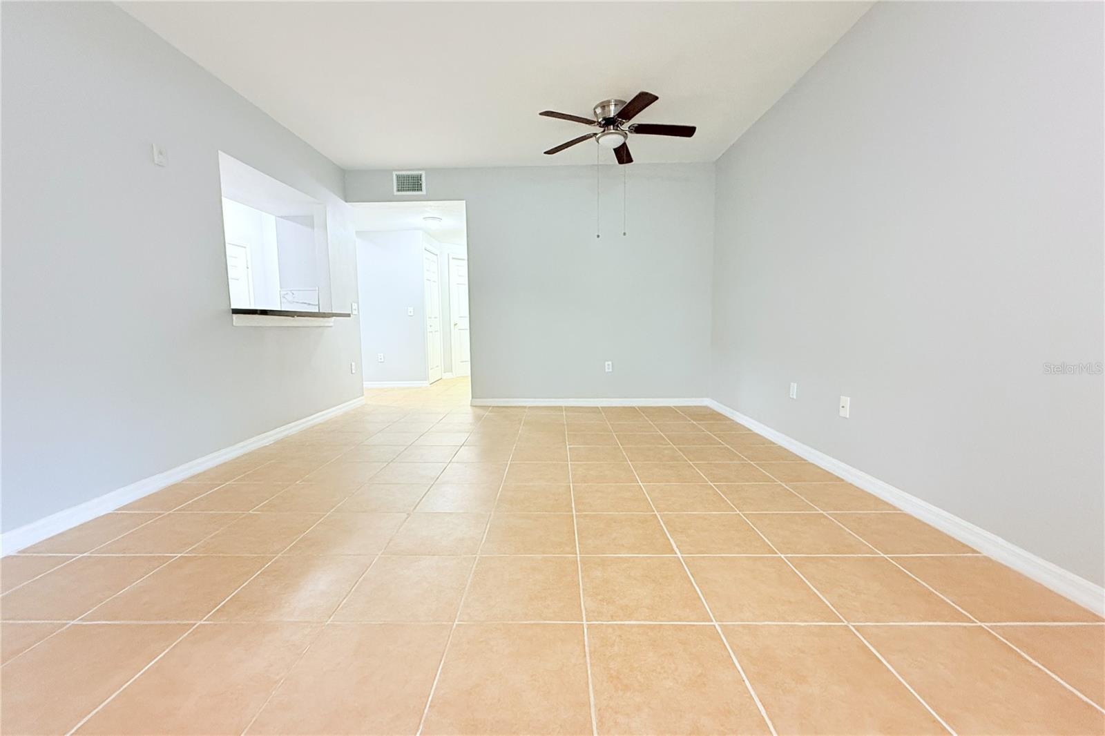 VILLAGES OF BLOOMINGDALE CONDO - Residential