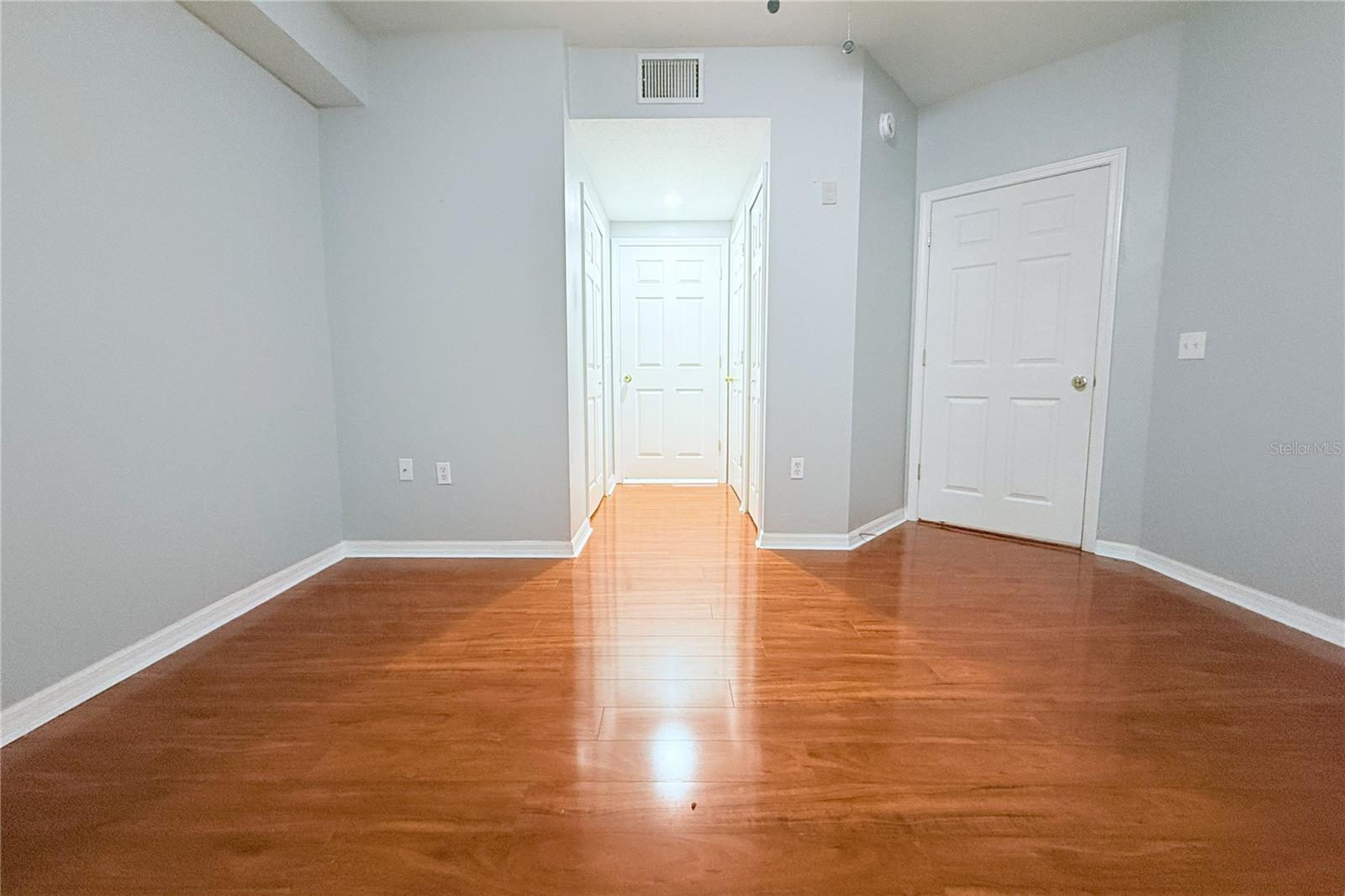 VILLAGES OF BLOOMINGDALE CONDO - Residential