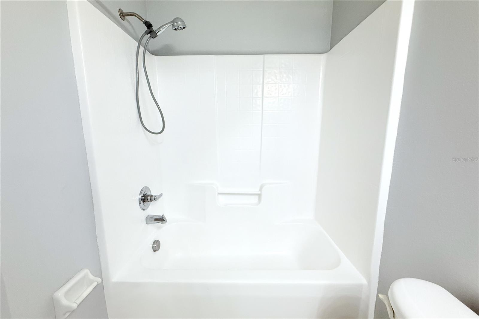 VILLAGES OF BLOOMINGDALE CONDO - Residential