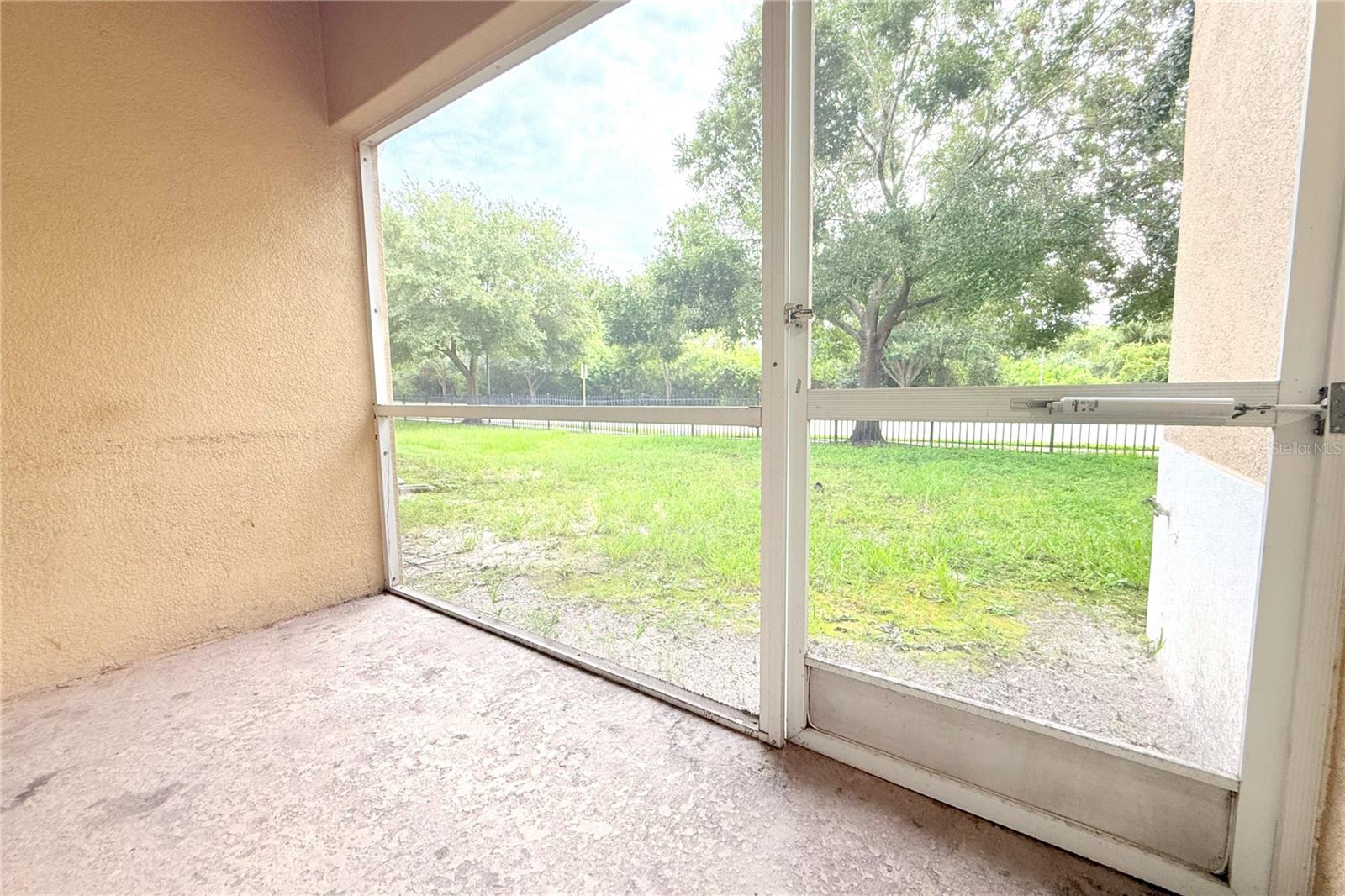 VILLAGES OF BLOOMINGDALE CONDO - Residential