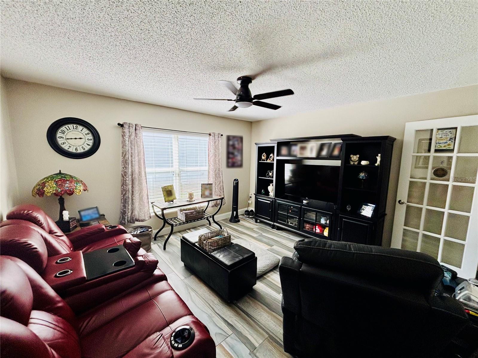 TRAILS UNIT 1 - Residential