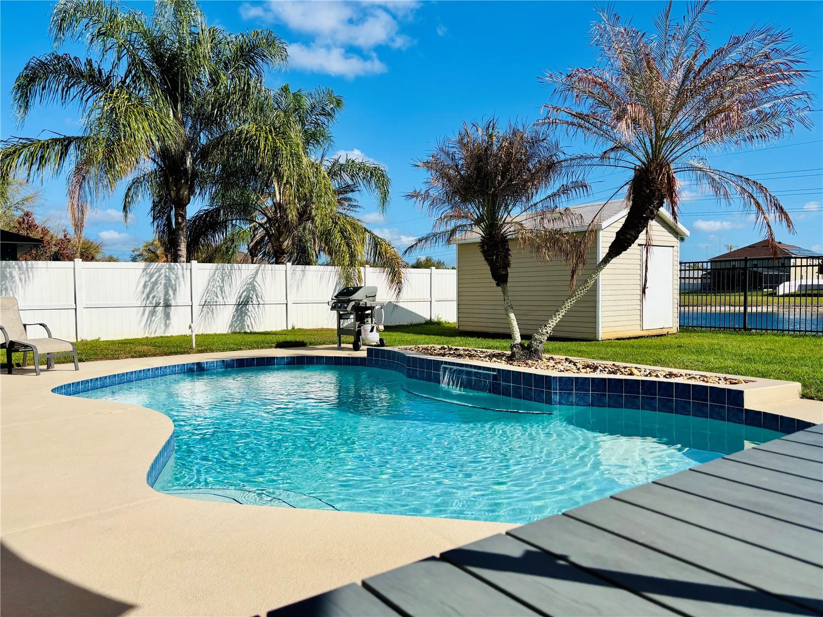 TRAILS UNIT 1 - Residential