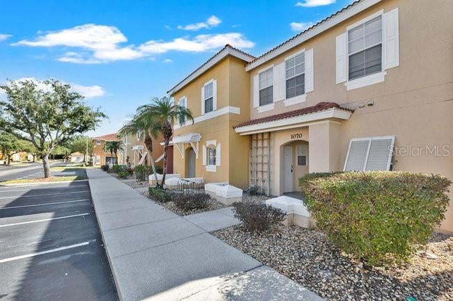 Photo of 1070 Park Ridge Circle, Kissimmee, FL 34746 (MLS # O6428420)