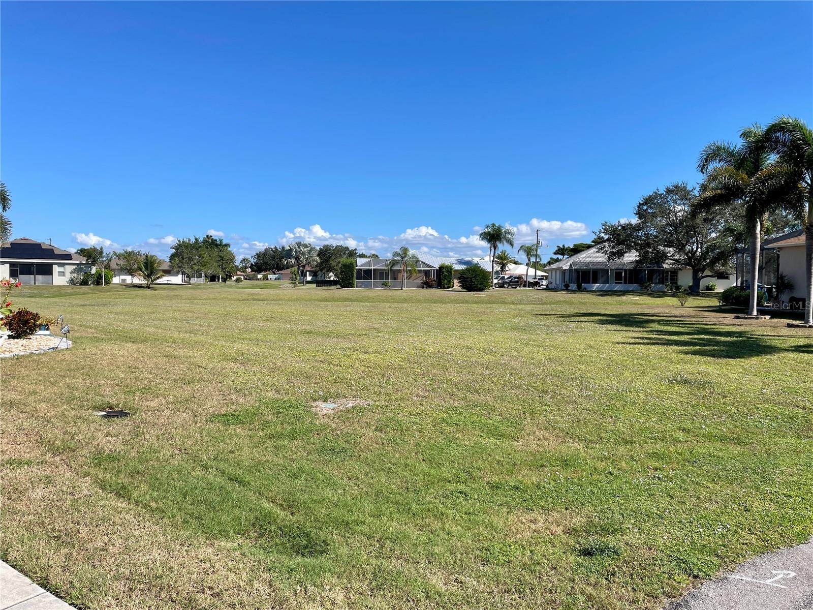 PUNTA GORDA ISLES SEC 18 - Land