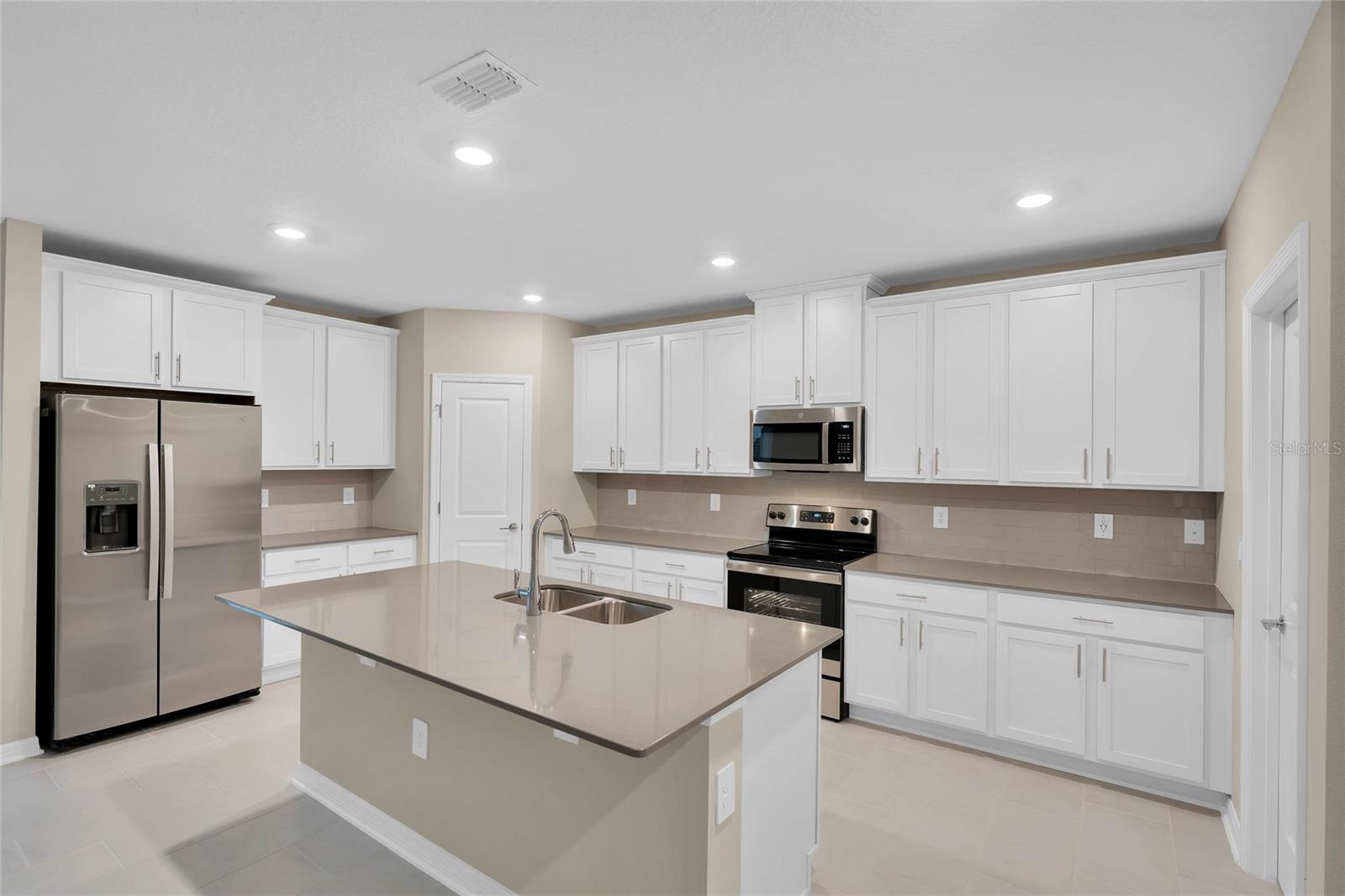 ARDEN PARK NORTH PH 6 - Residential