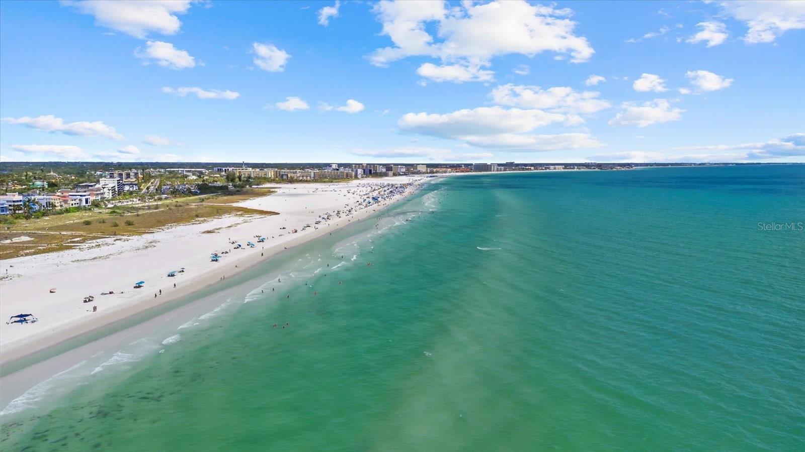 HIDDEN HARBOR - Residential