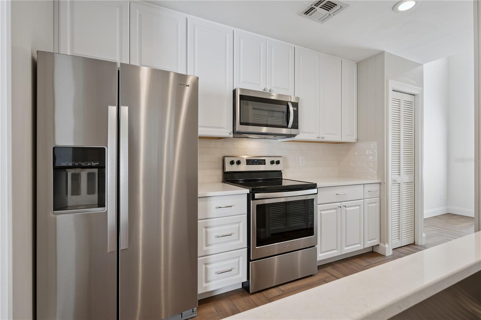 982 CASA DEL SOL CIRCLE