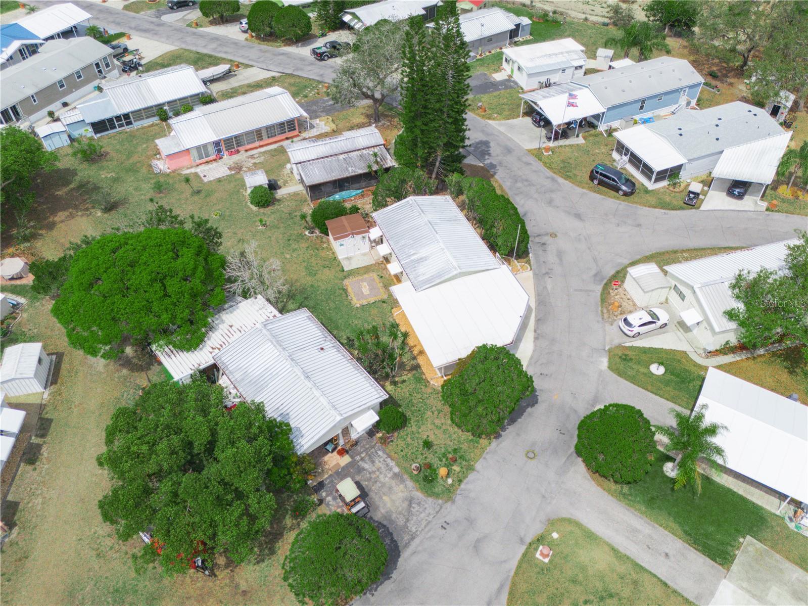 SADDLEBAG LAKE - Residential