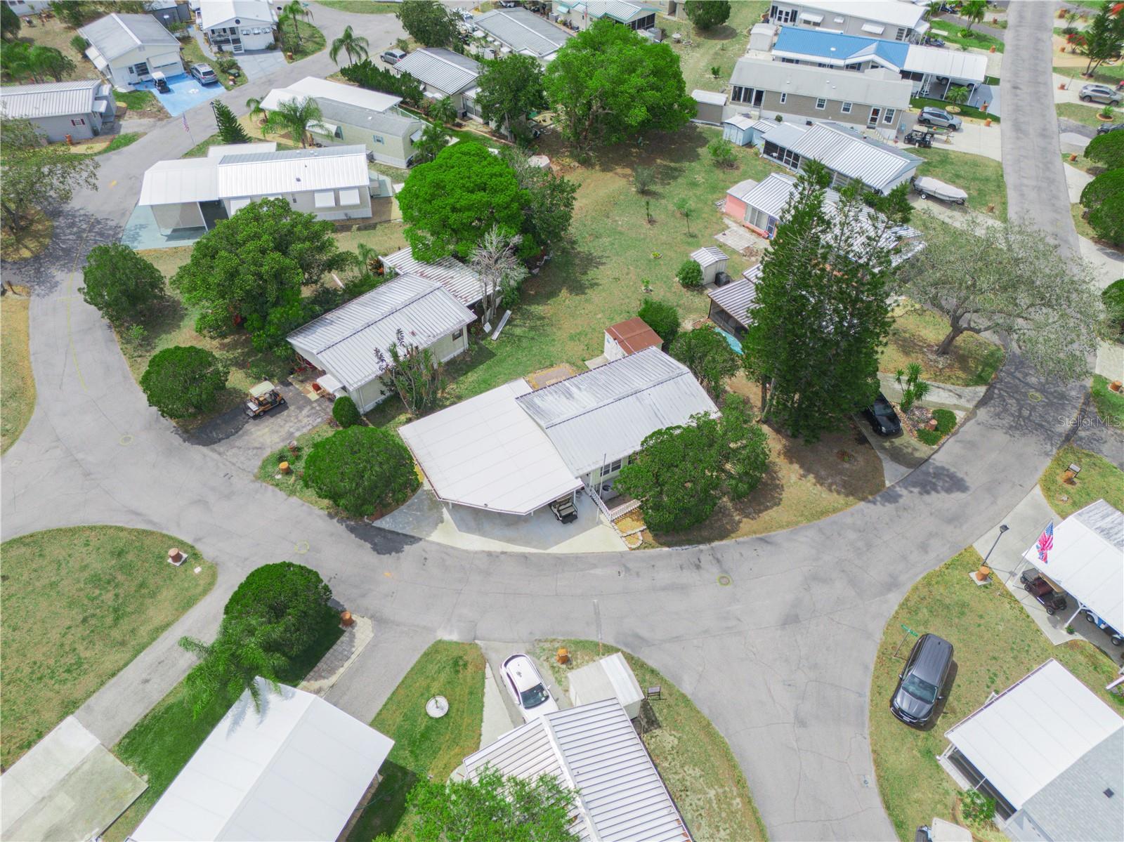 SADDLEBAG LAKE - Residential