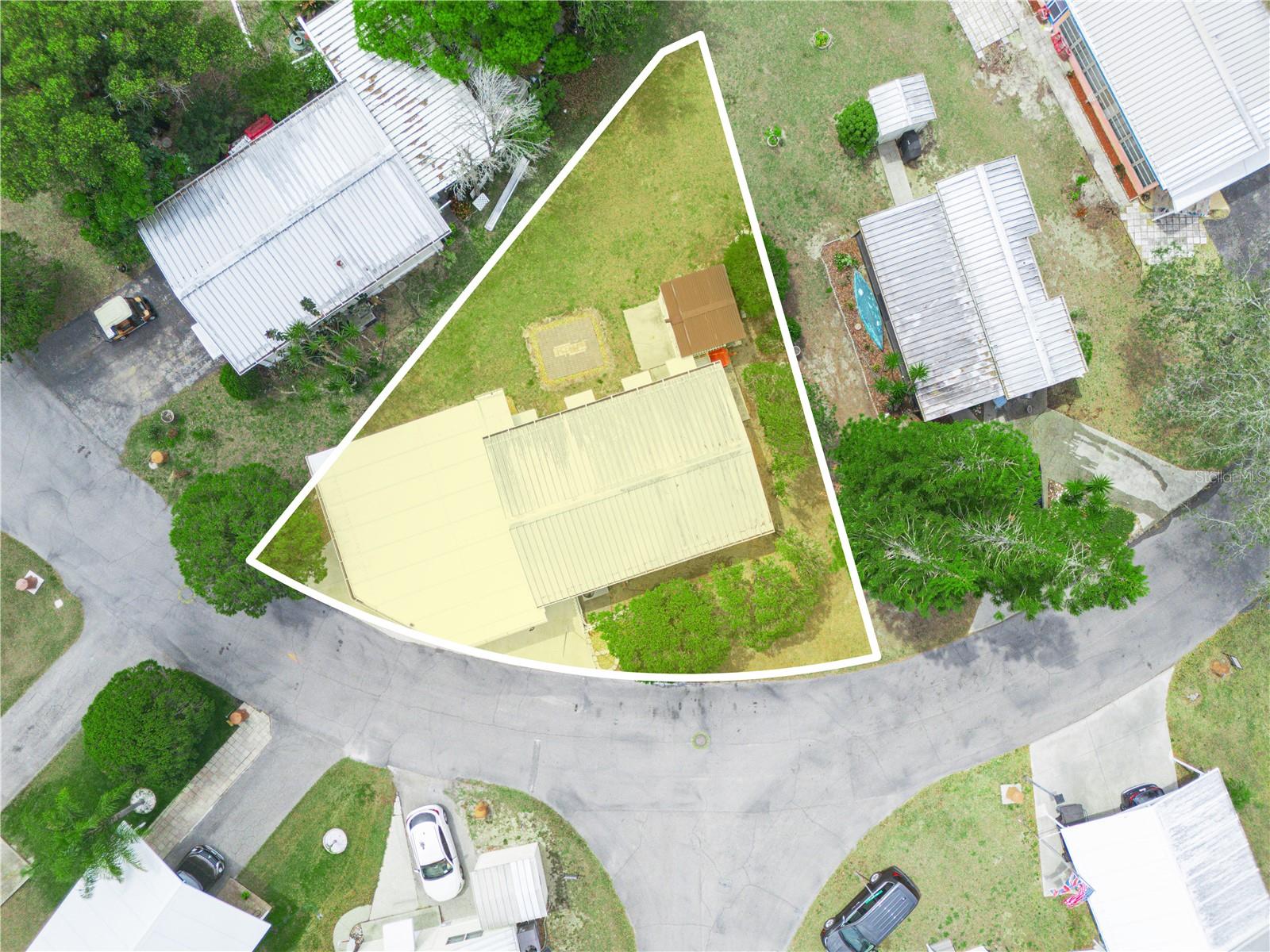 SADDLEBAG LAKE - Residential