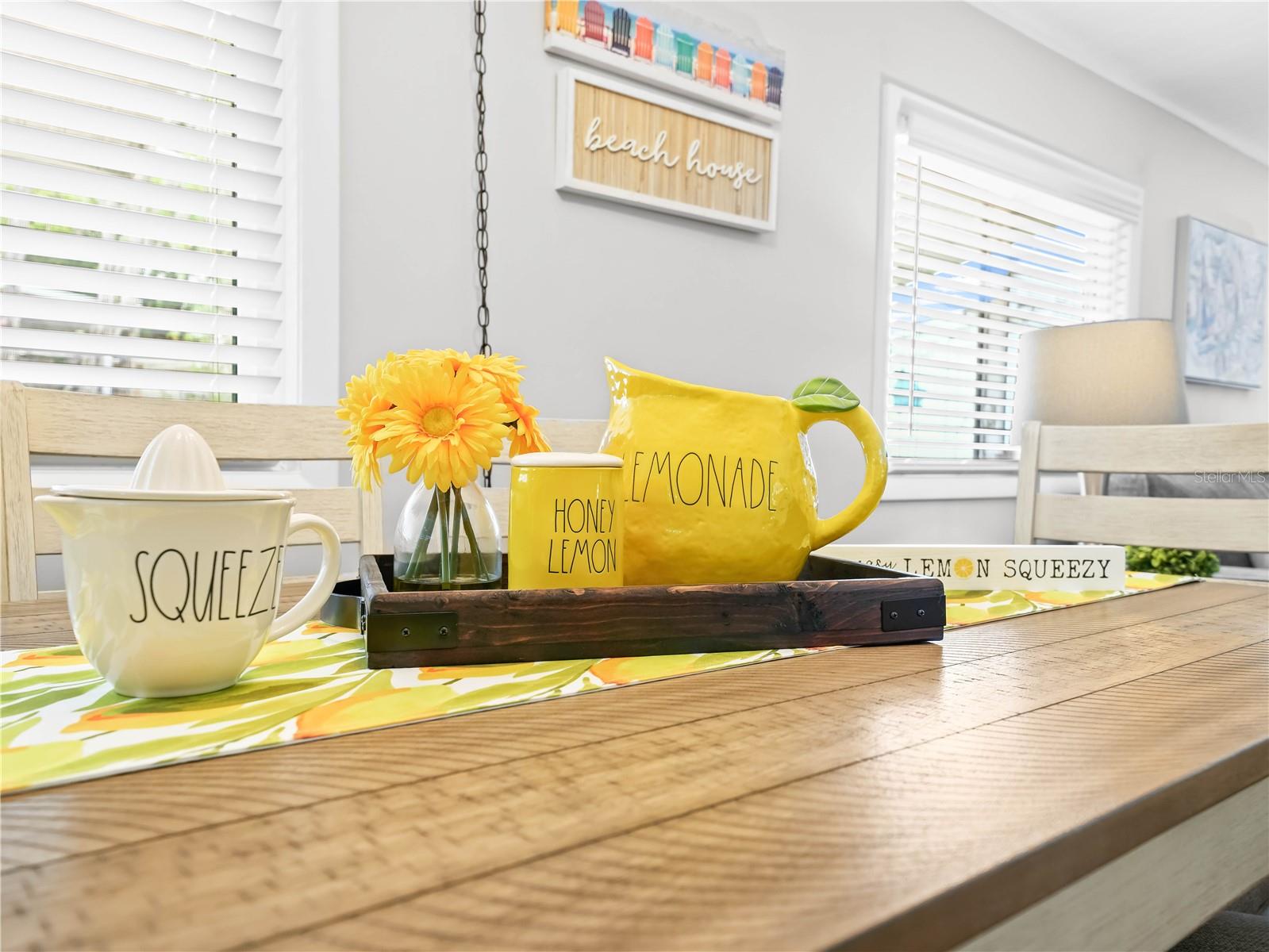 SADDLEBAG LAKE - Residential