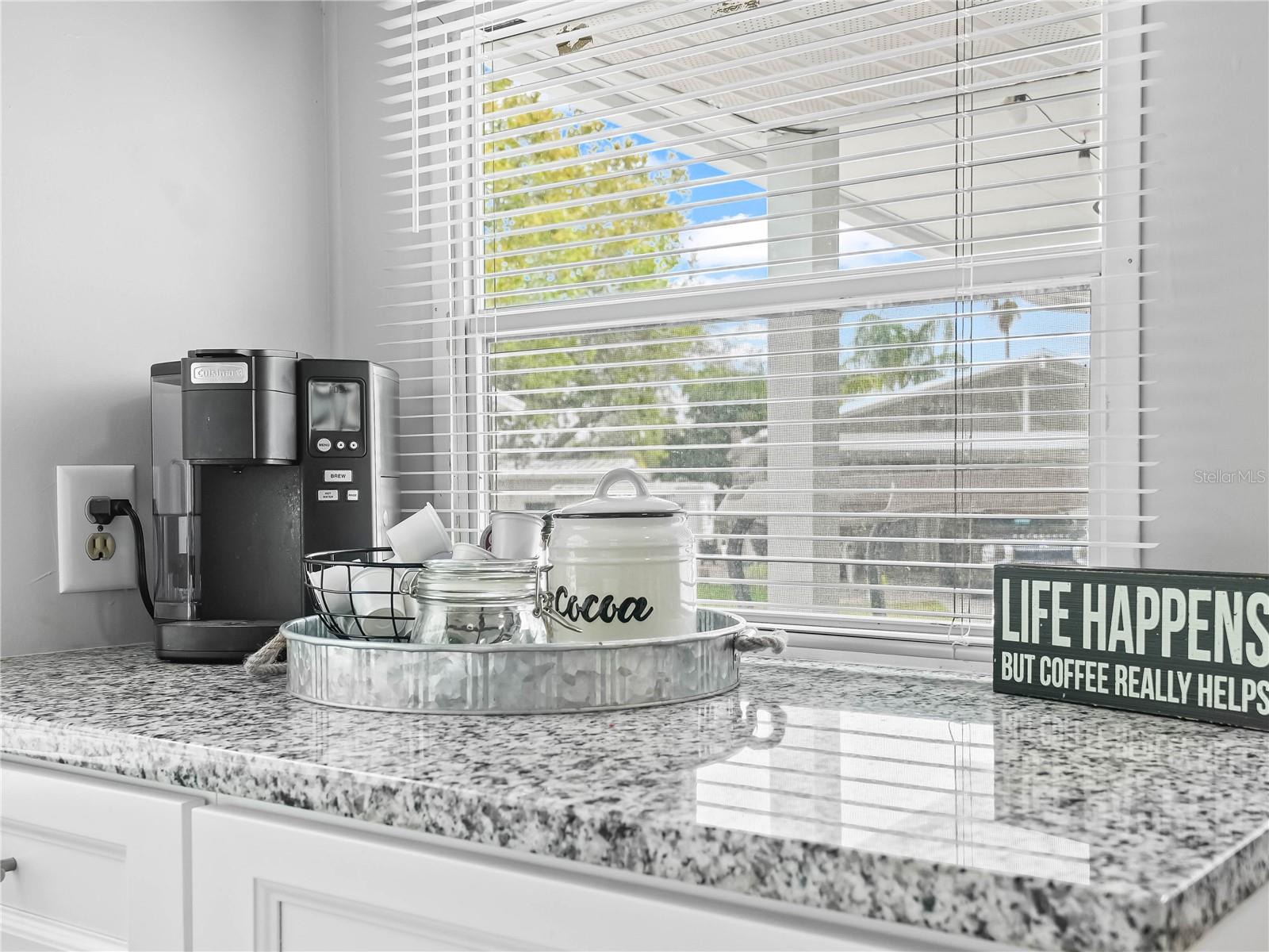 SADDLEBAG LAKE - Residential