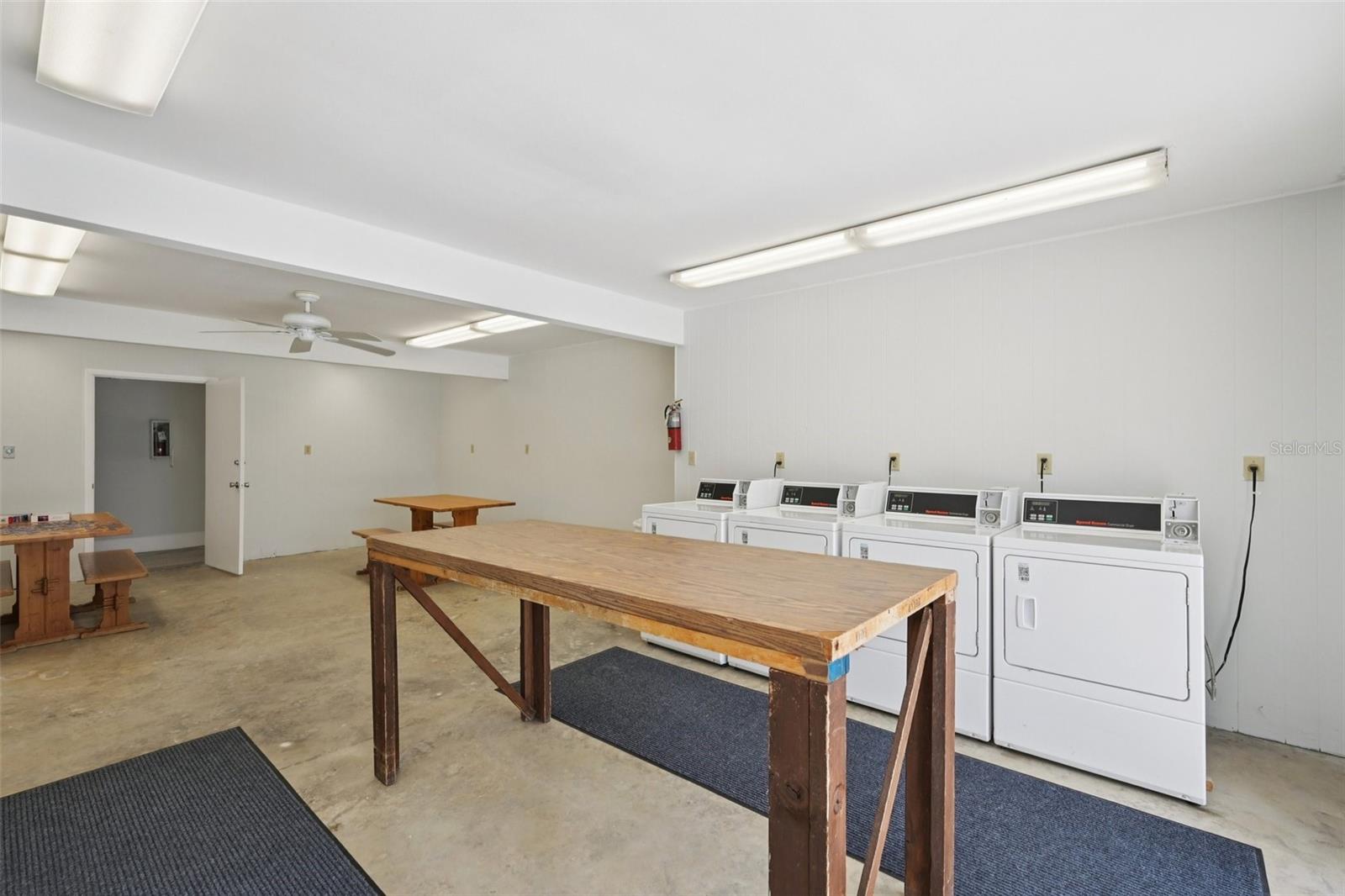 SABAL PALM GARDENS PH I - Residential