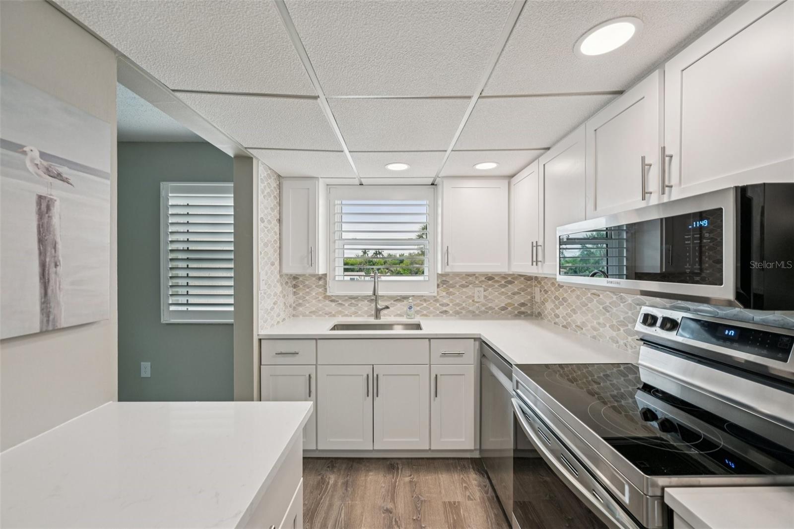 SABAL PALM GARDENS PH I - Residential