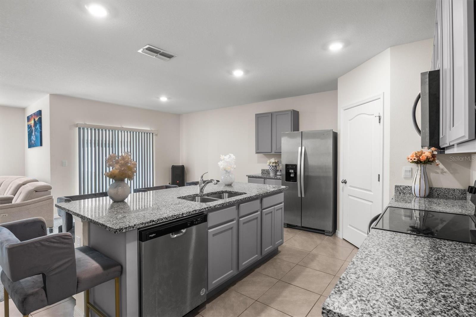 1534 WAX MYRTLE WAY