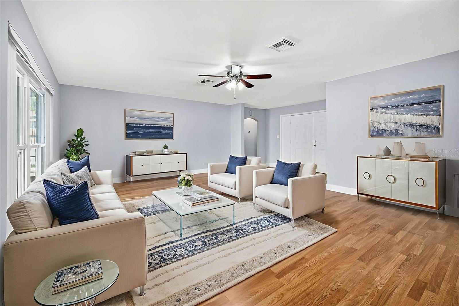 THE LAKES - Residential