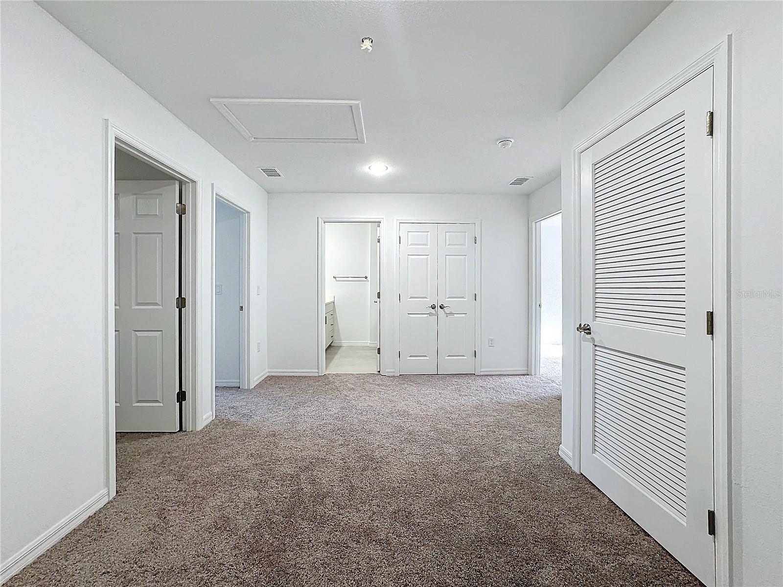 BARTON COURT - Residential Lease