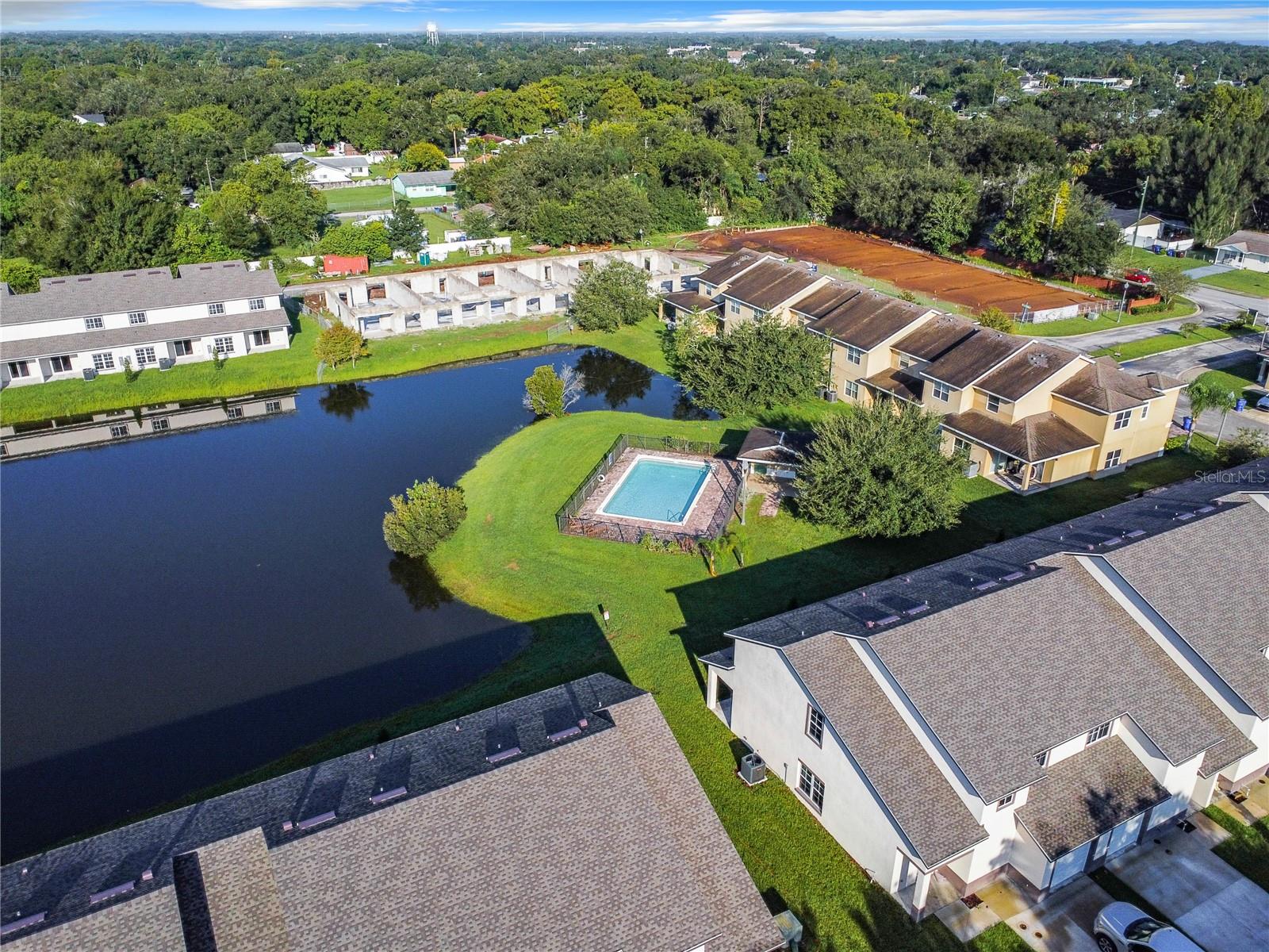 BARTON COURT - Residential Lease