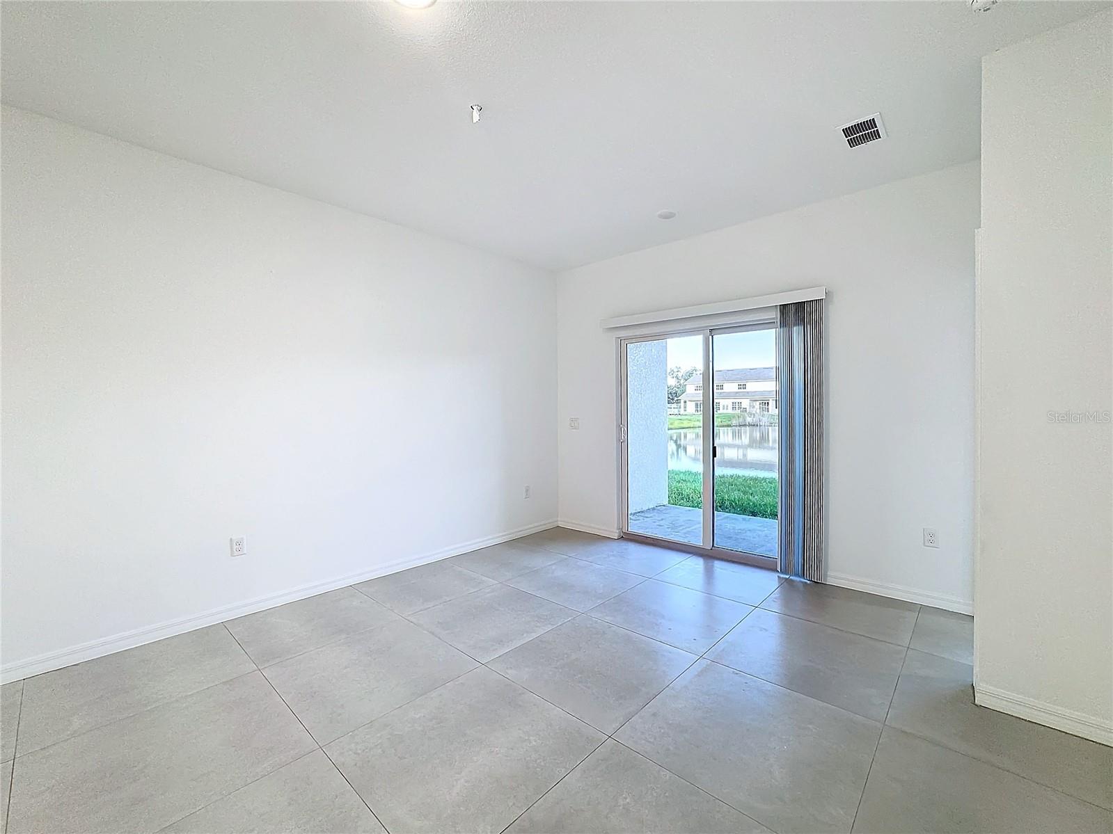 BARTON COURT - Residential Lease